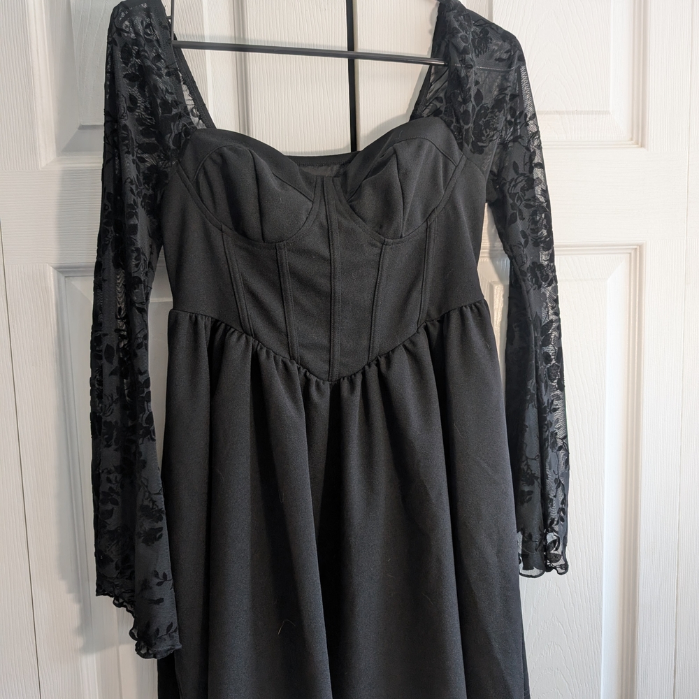 Elegant Black Lace Long Bell Sleeve Dress